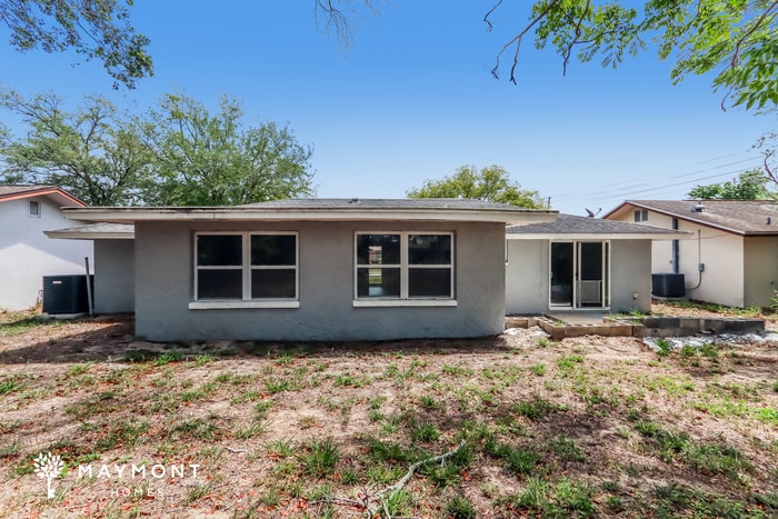 Building Photo - 5013 Meadowlark Ln