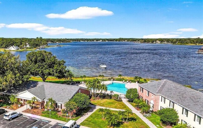 Building Photo - 13830 Orange Sunset Dr