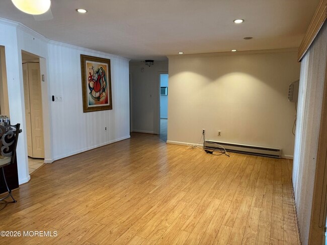Building Photo - 134 Amberly Dr