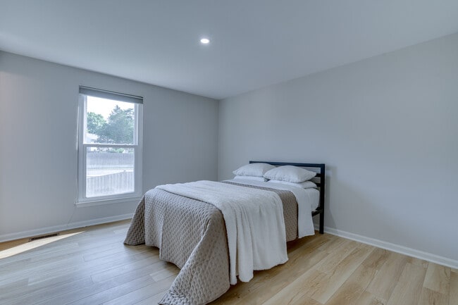 Primary BedroomPrimary Bedroom - 5471 Braddock Ridge Dr