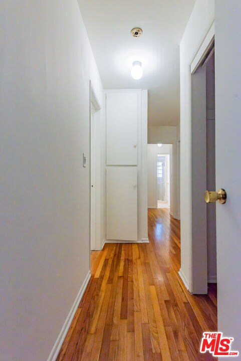 Building Photo - 855 S Sherbourne Dr