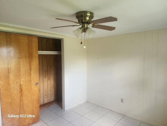 Building Photo - 1821 Los Pinos Rd