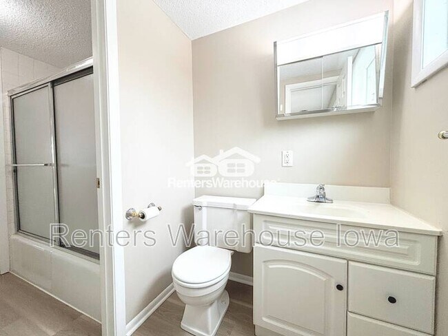 Building Photo - 6202 62nd St