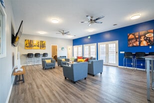 Lobby - Sycamore Place Apartments