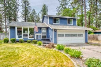 Building Photo - 5727 W Pacific Park Dr