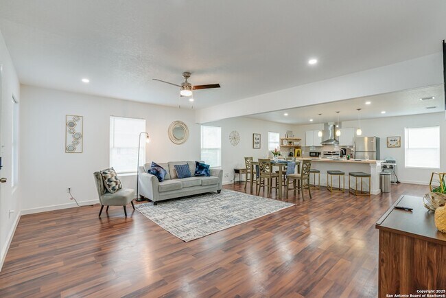 Building Photo - 1039 McKinley Ave