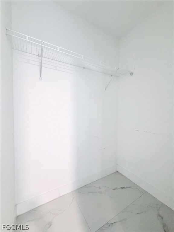 Building Photo - 312 Rosanna Ave