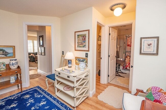 Building Photo - 432 Humphrey St