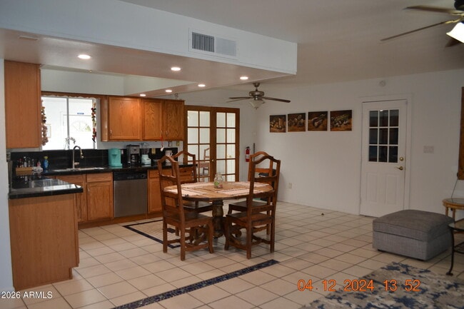 Building Photo - 658 S Palo Verde Dr