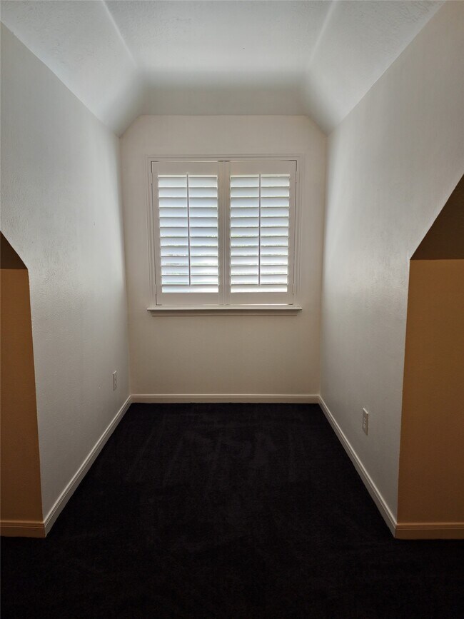 Building Photo - 69 S Spiral Vine Cir