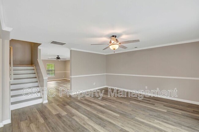 Building Photo - 304 Deep River Rd