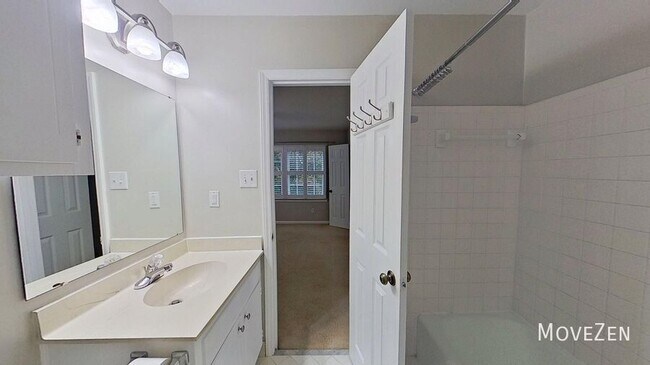 Building Photo - 6733 Constitution Ln