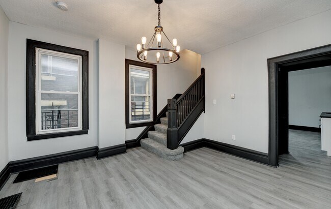 Building Photo - 814-816 S Ohio Avenue