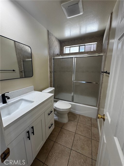 Building Photo - 16652 Goldenwest St