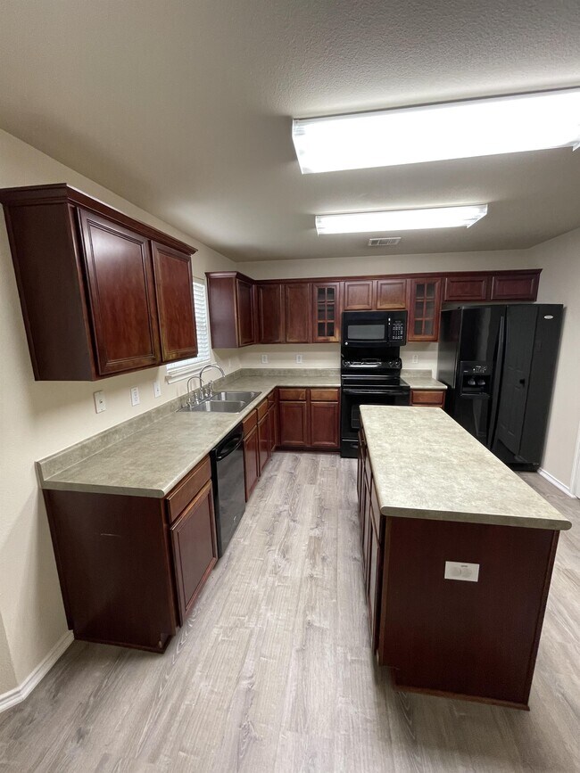 Building Photo - 4219 Whitney Green Dr