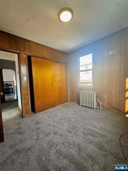 Building Photo - 688 Kingsland Ave