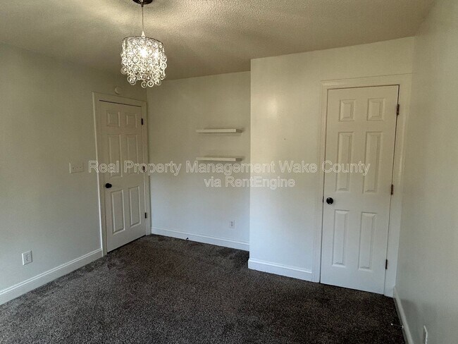 Building Photo - 3421 Kistler Ct