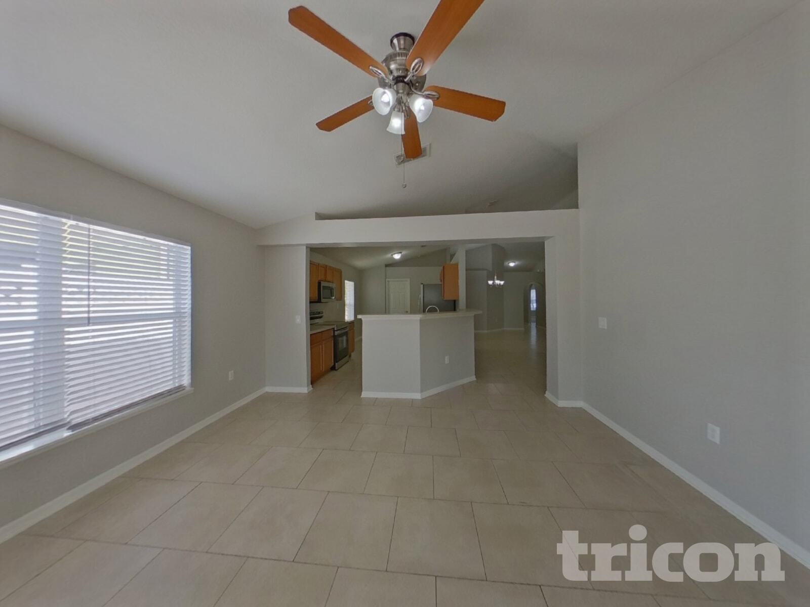 Building Photo - 1304 Alhambra Crest Dr