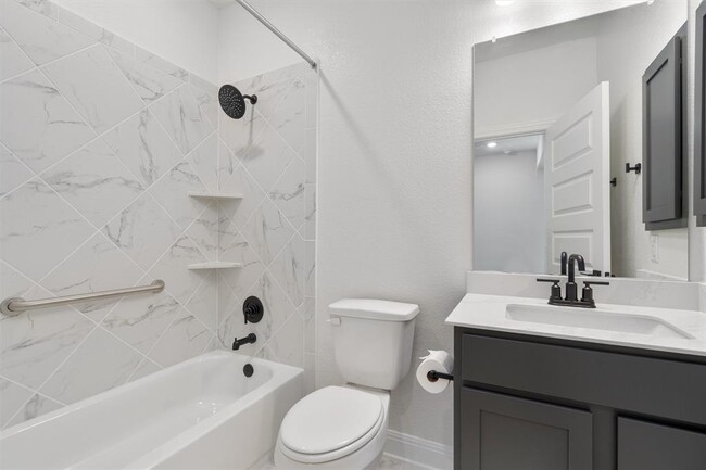 Building Photo - 8007 Marigny Wy