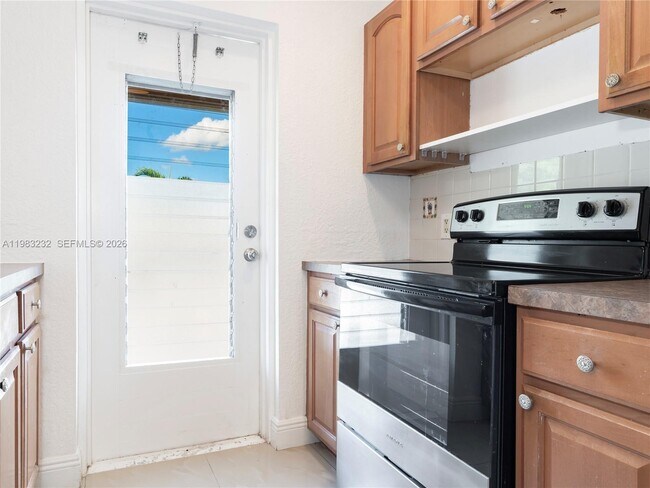 Building Photo - 8704 NW 35th St