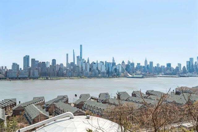 Building Photo - 6045 JFK Blvd E