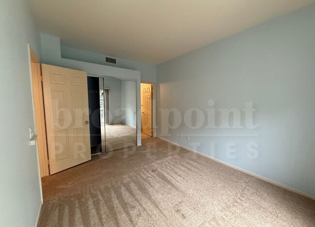 Building Photo - 12640 Springbrook Dr