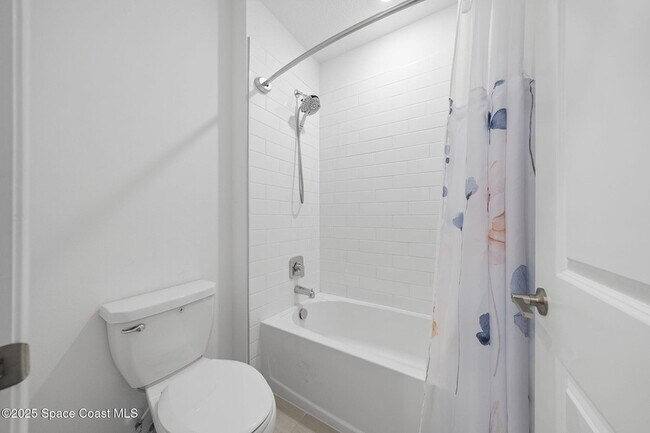 Building Photo - 715 Veridian Cir NW