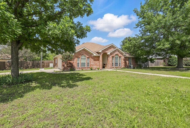 Building Photo - 322 Wonder Oak Ct