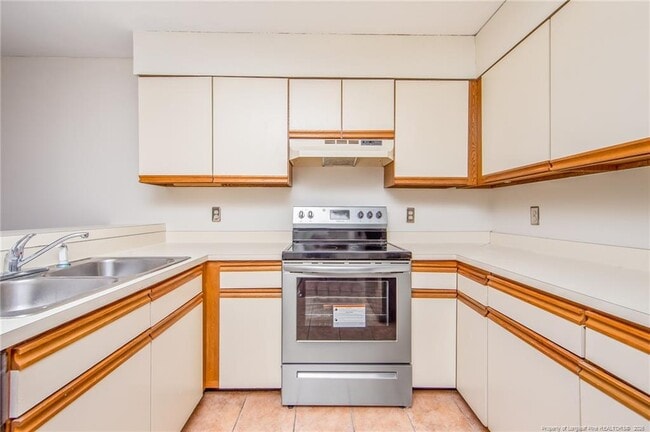 Building Photo - 400 Cypress Trace Dr