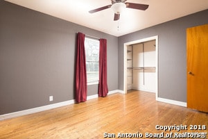 Building Photo - 303 Schmeltzer Ln