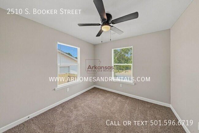 Building Photo - 2510 Booker St