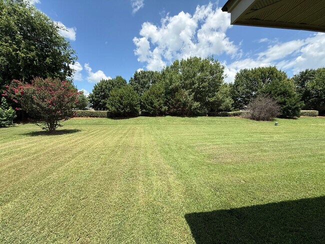 Building Photo - 9400 Colleton Ct