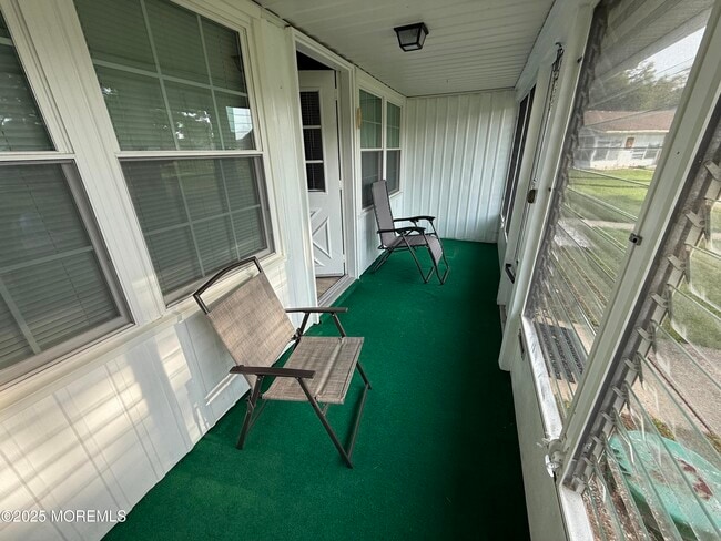 Building Photo - 1178B Clydebank Ct