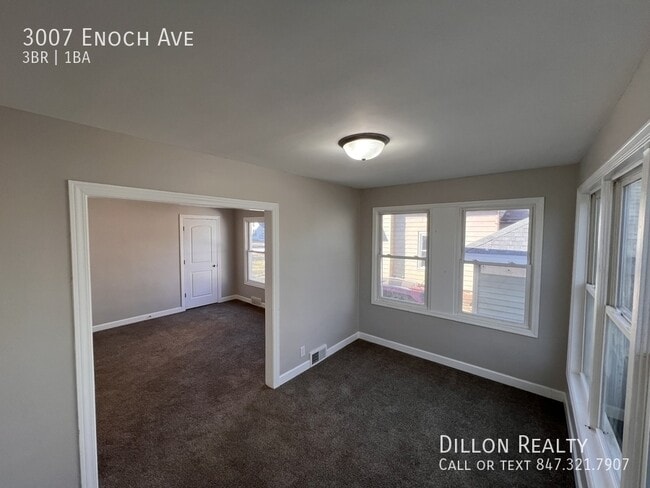 Building Photo - 3007 Enoch Ave