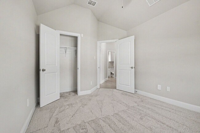 Building Photo - 312 Eagle Ridge Rd
