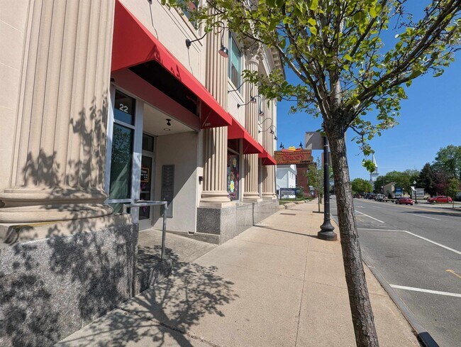 Building Photo - 22 S Main St
