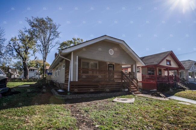 Building Photo - 6627 Brooklyn Ave