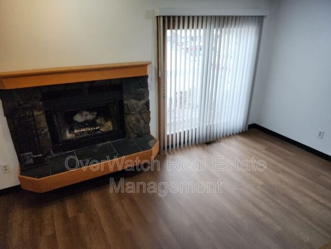 Building Photo - 167 Michael Ct