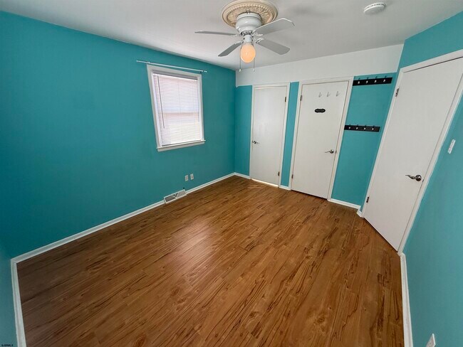 Building Photo - 230 Bethel Rd