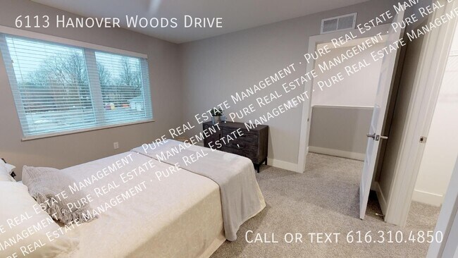 Building Photo - 6113 Hanover Woods Dr