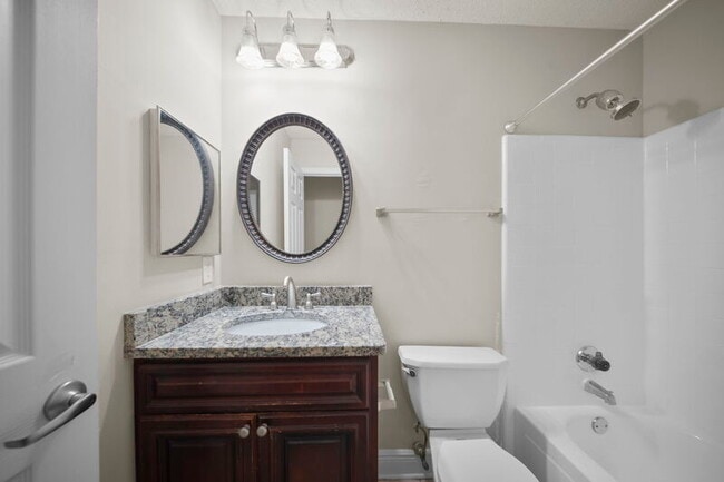 Building Photo - 4208 Santa Fe Pkwy