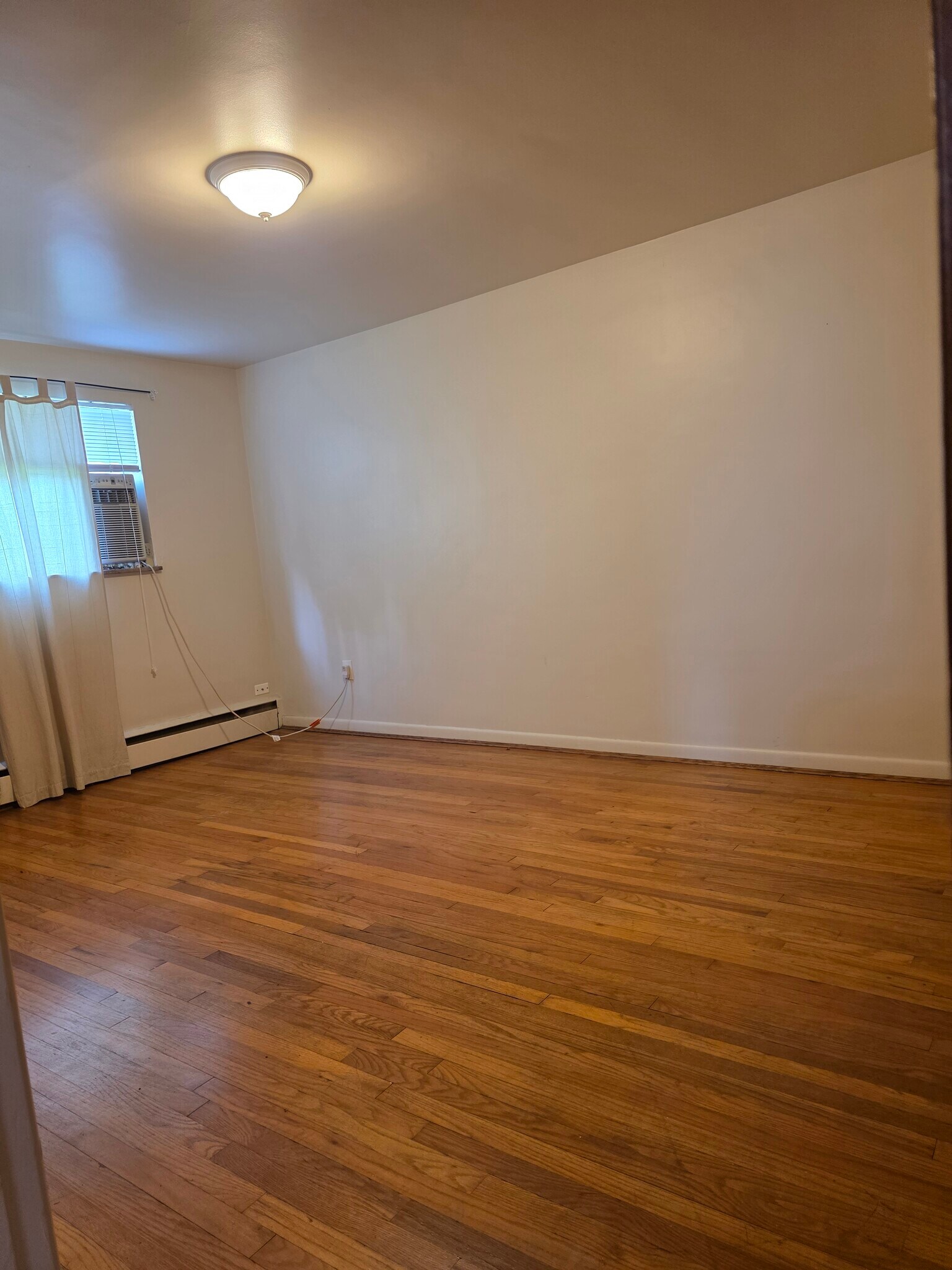 Building Photo - 4250 Saint Martins Pl