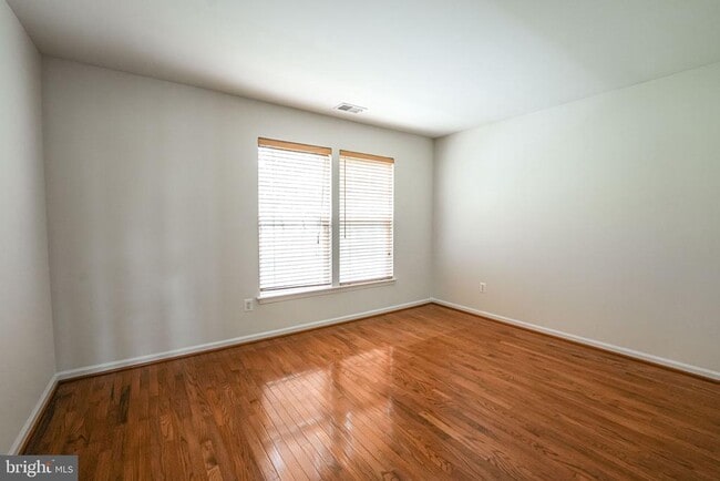 Building Photo - 7683 Henry Knox Dr