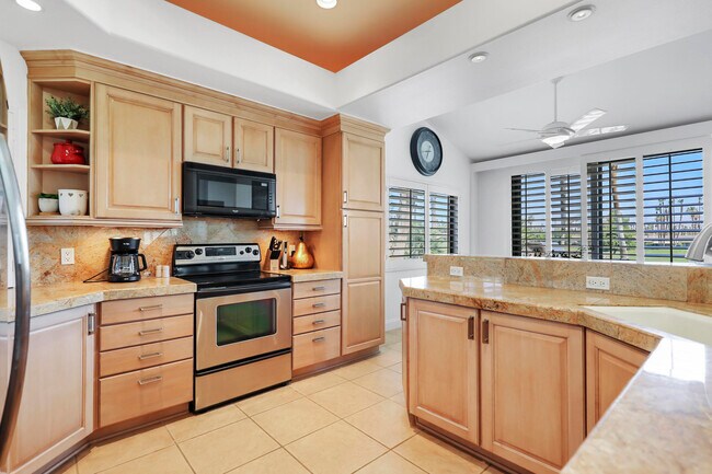 Building Photo - 76570 Hollyhock Dr