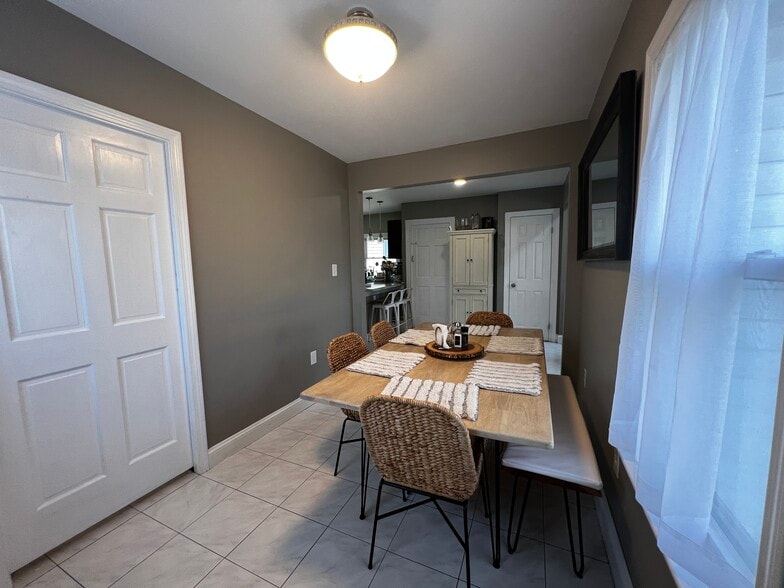 Dining Room - 81 Morton Ave