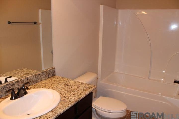 Building Photo - 37237 Market Place Drive