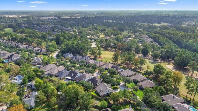 Building Photo - 20281 Southwood Oaks Dr