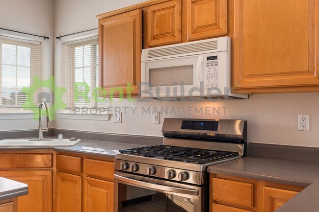 Building Photo - CALL US TODAY AT (505) 808-6467 TO SCHEDUL...