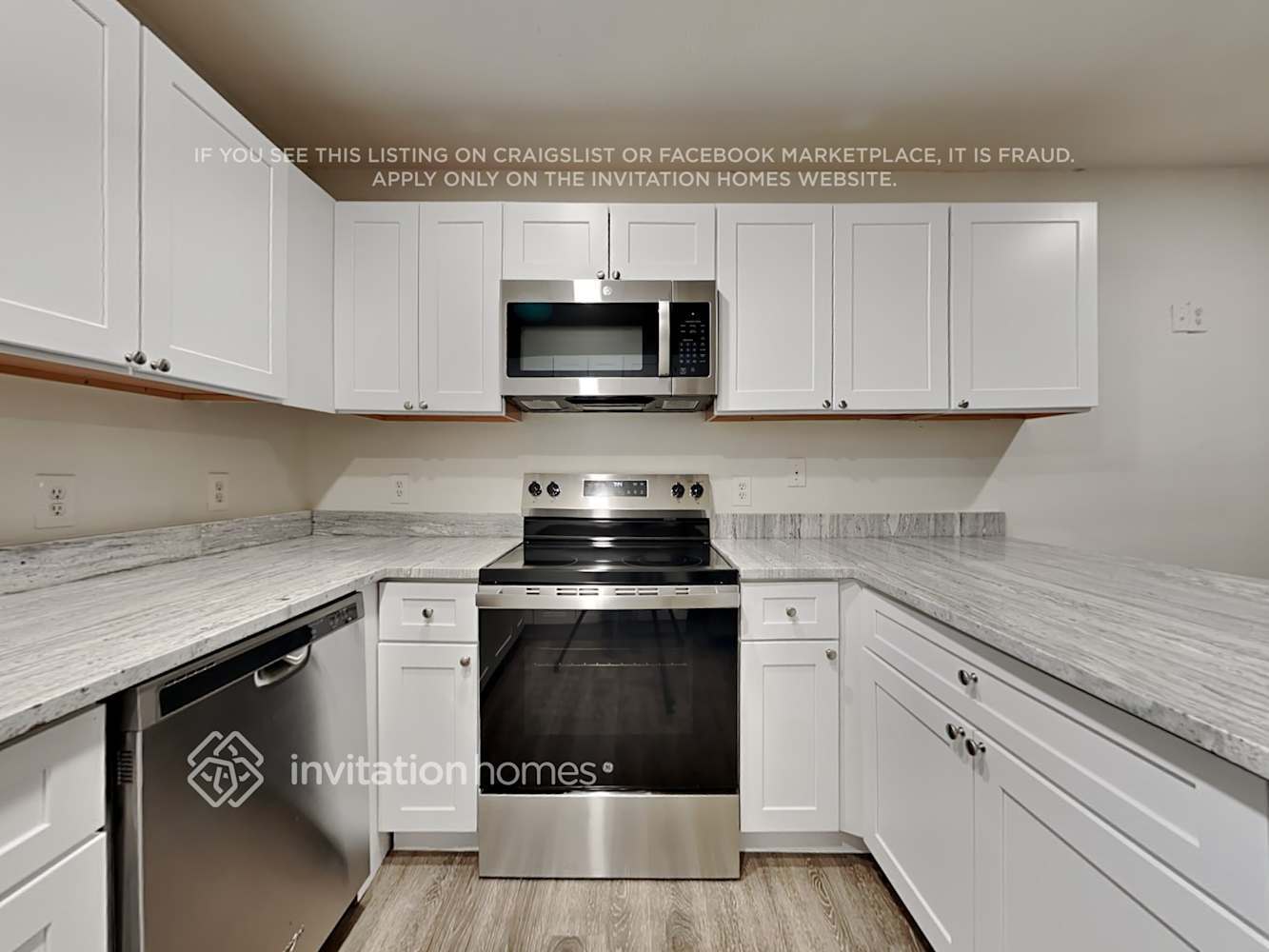 Building Photo - 8100 Rambler Rose St