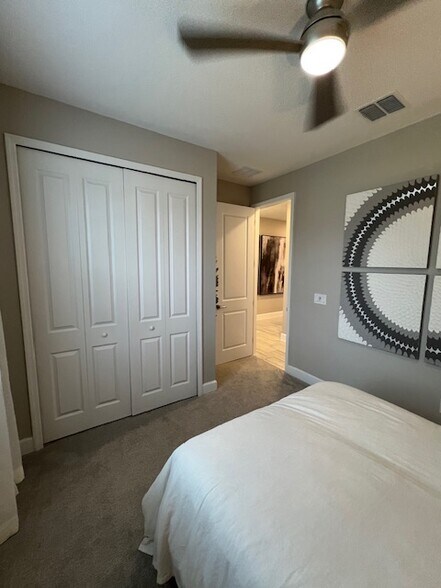 Building Photo - 1683 Sugarbelle Cir